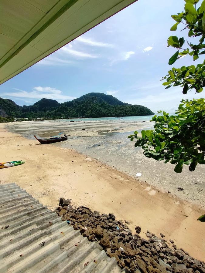 Dalum Beachhouse Phi Phi Don Exterior photo